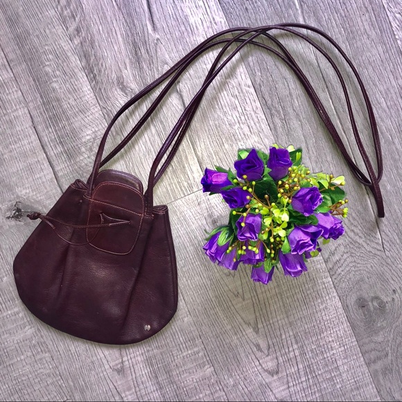 Halston Handbags - VTG HALSTON Bag